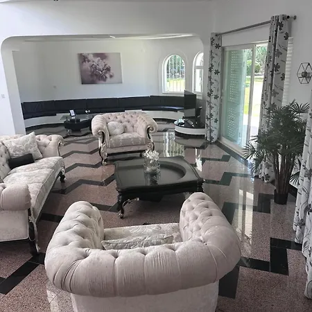 V5 Galeao Casa vacanze *